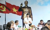 Bà Nguyễn Thị Thanh Lịch tại buổi làm việc triển khai nhiệm vụ Giải Tiền Phong Marathon 2021