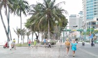 Khách quốc tế tham quan thành phố Nha Trang vào năm 2020. Ảnh: Công Hoan