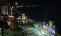 Đặc sắc &apos;bữa tiệc&apos; ánh sáng đêm khai mạc Festival biển Nha Trang