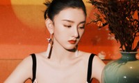 Tống Tổ Nhi bị gạch tên khỏi game show