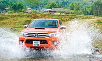 “Chiến binh” Toyota Hilux: Làn gió mới cho dòng xe bán tải