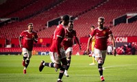 Man United suýt toang vì bị COVID-19 tấn công