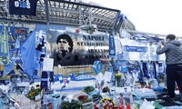 Người nhà phải bán sạch tài sản trả nợ cho Maradona