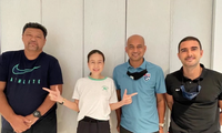 Trước chung kết SEA Games, &apos;Madam&apos; Pang bất ngờ trở về Thái Lan