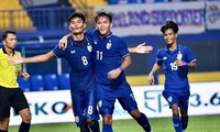 U19 Thái Lan thắng may mắn Philippines