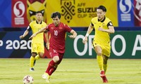 HLV hai đội tuyển Malaysia và Singapore coi Việt Nam là &apos;thế lực số một&apos;