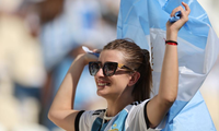 Đội nhà đi tiếp, hàng trăm fan Argentina cà khịa lại CĐV Saudi Arabia