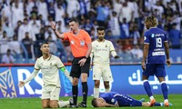 Ronaldo tịt ngòi, đội nhà lại thua trận