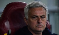 Thất bại ở trận đấu thứ 100 dẫn dắt Roma, Mourinho nói gì?