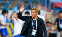 Keisuke Honda giải thể đội bóng của Campuchia