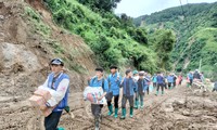 Màu áo xanh nơi rốn lũ Mù Cang Chải