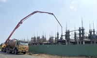 Khi lên thành phố, cơ hội sở hữu nhà ở của nhiều người dân càng xa vời vì giá đất sẽ bị đẩy lên cao