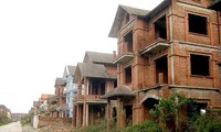 Nhiều dự án BĐS phía Tây Hà Nội bỏ hoang sau "cơn sốt" đi qua