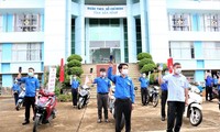 Giúp người dân cài ‘khẩu trang’ điện tử