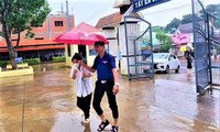 Hình ảnh tình nguyện mùa thi ở Đắk Nông để lại ấn tượng đẹp