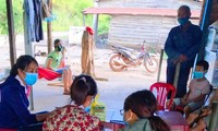 Thu thập thông tin những trường hợp tiếp xúc gần với bệnh nhân mắc bạch hầu