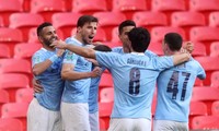 HLV Man City tri ân các học trò sau chức vô địch