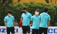 Các cầu thủ Việt Nam chỉ được tham quan sân Bishan trước AFF Cup 2020 ảnh Anh Đoàn