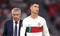 Chửi đổng HLV Bồ Đào Nha, Ronaldo bị tống thẳng lên ghế dự bị ở vòng 1/8 World Cup 2022