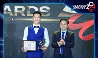 Cầu thủ xuất sắc nhất V-League 2023 gọi tên Hoàng Đức