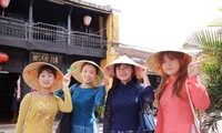 Kỷ lục trên một triệu khách quốc tế đến Việt Nam trong tháng 7