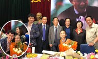 Showbiz 11/4: Xuân Bắc hào hứng đăng ảnh chụp cùng các thành viên dòng họ Nguyễn Lân 