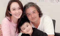 &apos;Dương Quá&apos; Lý Minh Thuận đón sinh nhật tuổi 50 bên vợ con
