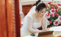 Cô dâu sinh viên vừa làm đám cưới, vừa thi kết thúc môn học