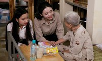 Quán trọ chăm sóc cụ già vô gia cư lấy nước mắt của thí sinh Hoa hậu Việt Nam