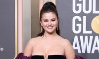 Selena Gomez khóc hết nước mắt khi bị chê béo