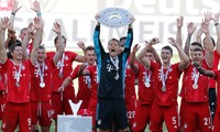 Bayern Munich giành chiếc đĩa bạc thứ 8 liên tiếp.