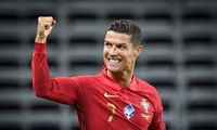 Ronaldo lại đi vào lịch sử.