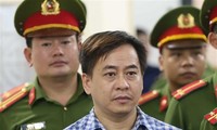 Bị cáo Phan Văn Anh Vũ trong phiên xét xử ngày 30/7. (Ảnh: Doãn Tấn/TTXVN) 