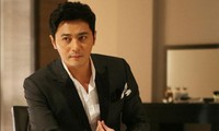 Jang Dong Gun mở tiệc sex thác loạn khi vợ mang thai?