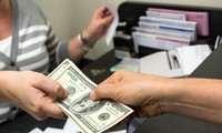 Sát Tết, kiều hối ồ ạt về nước 