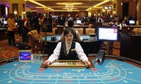 Ở Việt Nam, hiện chỉ có Corona Resort & Casino Phú Quốc thí điểm cho người Việt vào chơi với nhiều điều kiện khắt khe