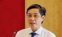 Ông Lê Ðức Vinh, Chủ tịch UBND tỉnh Khánh Hòa
