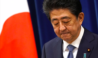 Thủ tướng Nhật Bản Abe Shinzo nói rằng ông tiếc vì phải từ chức khi nhiều việc chưa làm xong. Ảnh: AP