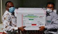 Các thùng vắc-xin AstraZeneca mà hãng dược SII sản xuất tại Ấn Độ ngày 12/1 ảnh: Reuters 