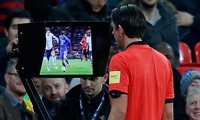 VAR giải cứu niềm tin &apos;Vua áo đen&apos; ở bóng đá Việt