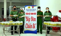 Bếp đêm chiến sĩ của đoàn công an tỉnh Đắk Lắk