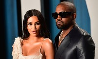 Thực hư Kim Kardashian có tình mới, giành quyền nuôi con với Kanye West