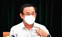 Bí thư TP.HCM: Đang chuẩn bị các chiến lược trở lại ‘bình thường mới’