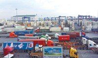 TPHCM đề xuất lùi thời điểm thu phí hạ tầng cảng biển đến tháng 4/2022
