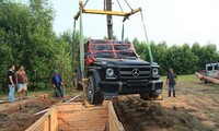 Mercedes G500 trở thành một chiếc boongke đặc biệt. Ảnh: Autoevolution.