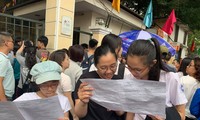 Thi vào 10 ở Hà Nội: Cập nhật đề thi, gợi ý giải bài ngoại ngữ, lịch sử