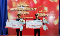 Hai người chơi vé bao tại Đà Nẵng trúng Jackpot hơn 218 tỷ đồng 