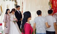 Chú rể Hàn Quốc nổi nóng tại đám cưới thời dịch Covid-19