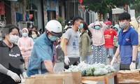 Tuổi trẻ đất Thủ mở ‘Gian hàng 0 đồng’ phục vụ dân khu vực bị phong tỏa