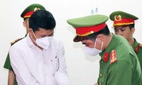 Bắt, khám xét nhà cựu Giám đốc CDC Bình Phước liên quan vụ kit test Việt Á